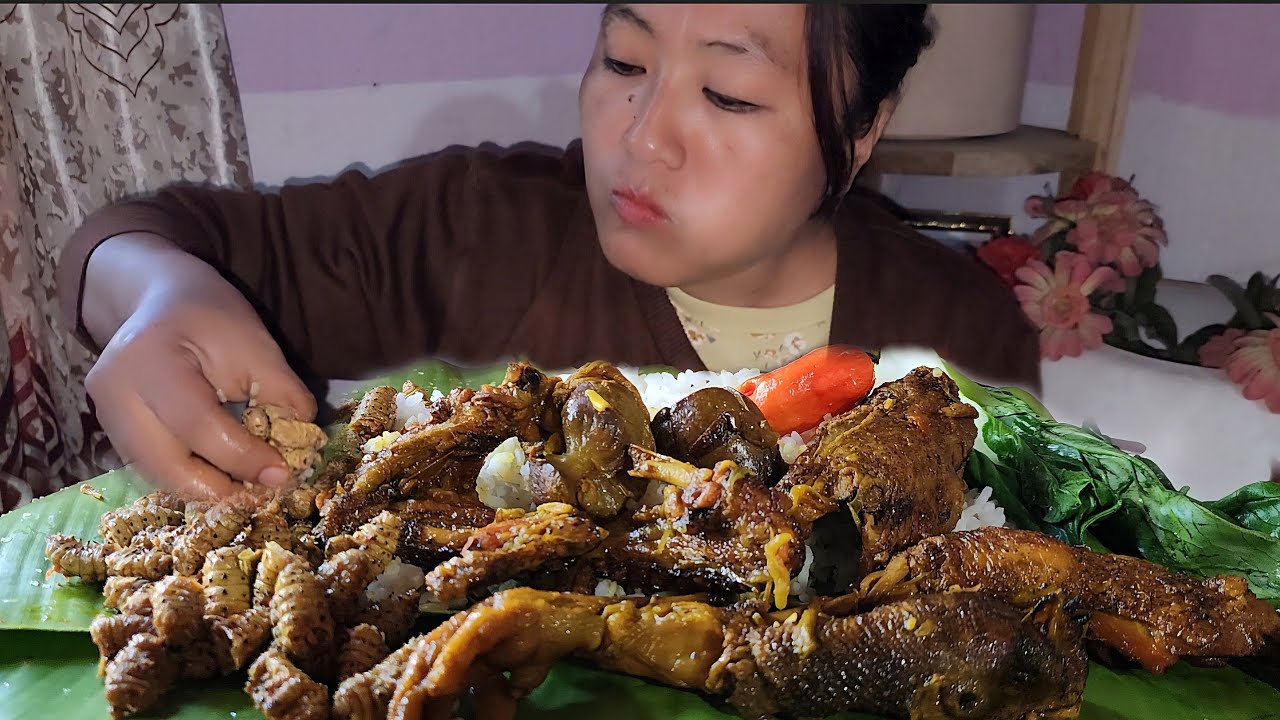 The ultimate taste of spicy local chicken curry, silkworm ||northeast naga mukbang 