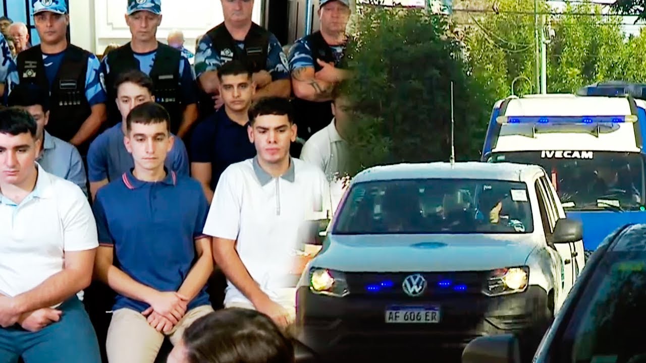 LLEGAN LOS RUGBIERS DESDE EL PENAL AL JUZGADO PARA EL D&Iacute;A 9 DEL JUICIO POR EL CRIMEN DE FERNANDO