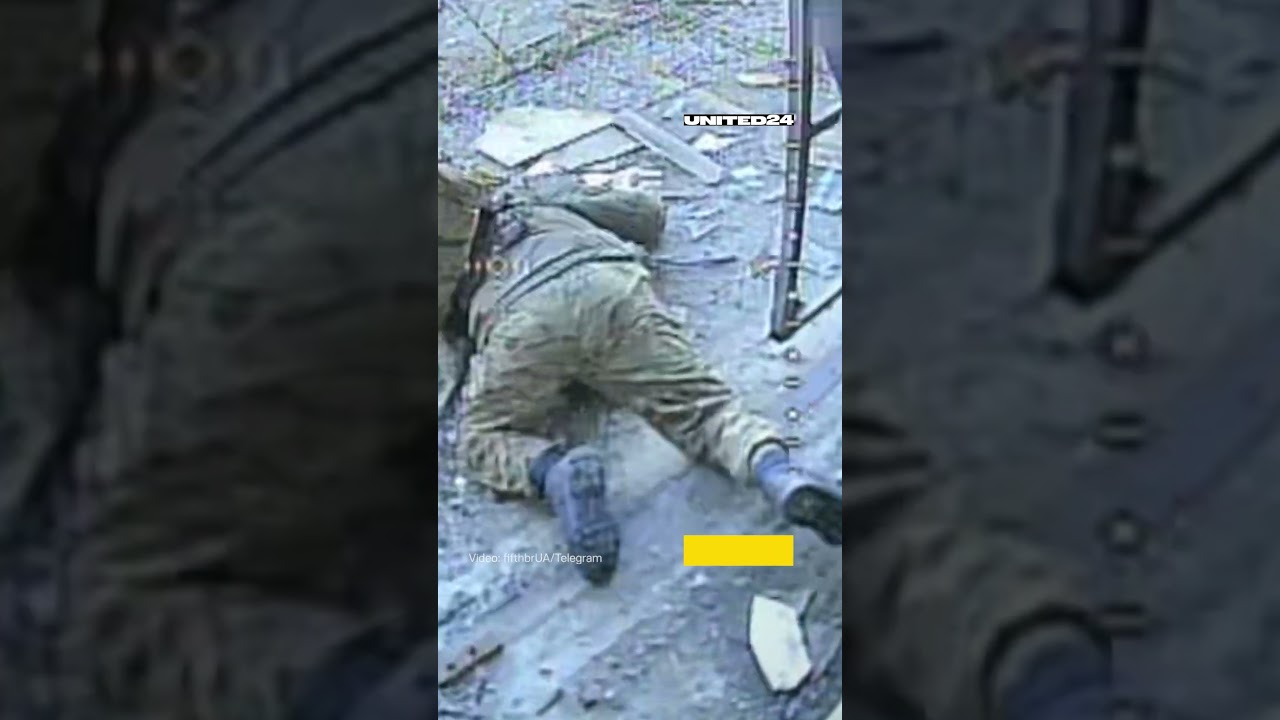 Ukrainian FPV Drone Catches Russian Soldiers Who Tried to Flee #warinukraine