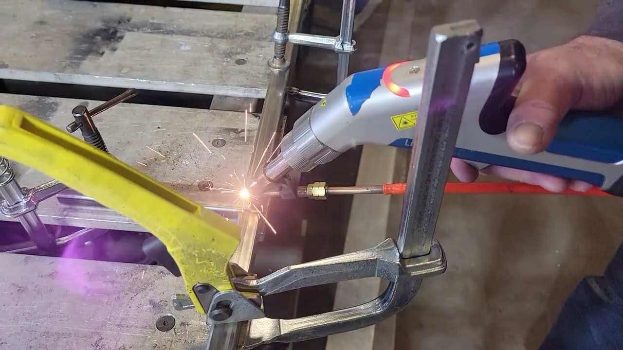 Small frame laser welding on jig table