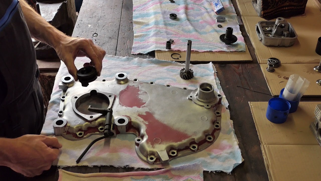 Porsche Standard T217 Motor Instandsetzung Teil 5 Stirndeckel / Motorgehäusedeckel Montagehinweise