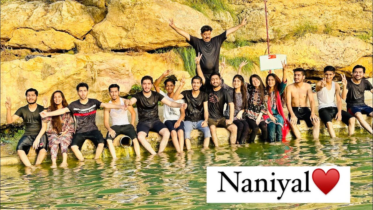 Stay at favourite place with fav people | Life without internet | Day 1