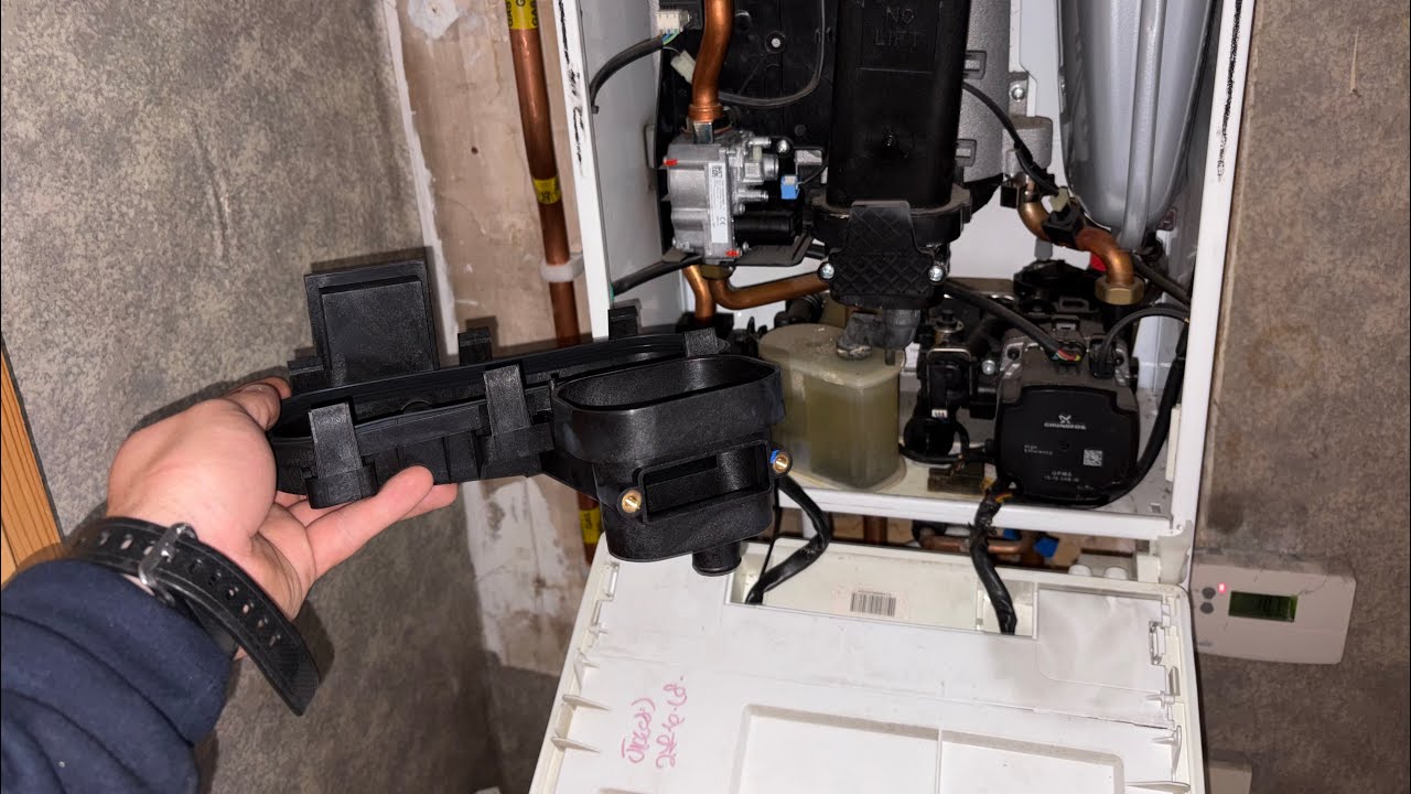 How To Replace An Ideal Logic Sump | Step-By-Step Video Repair Guide for Gas Engineers. 