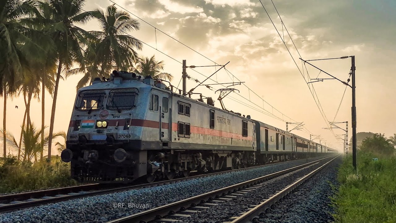 MADURAI - CHENNAI EGMORE VAIGAI EXPRESS || 12636 WITH ROYAPURAM 37068 WAP-7 ||  QUICK ACCELERATION