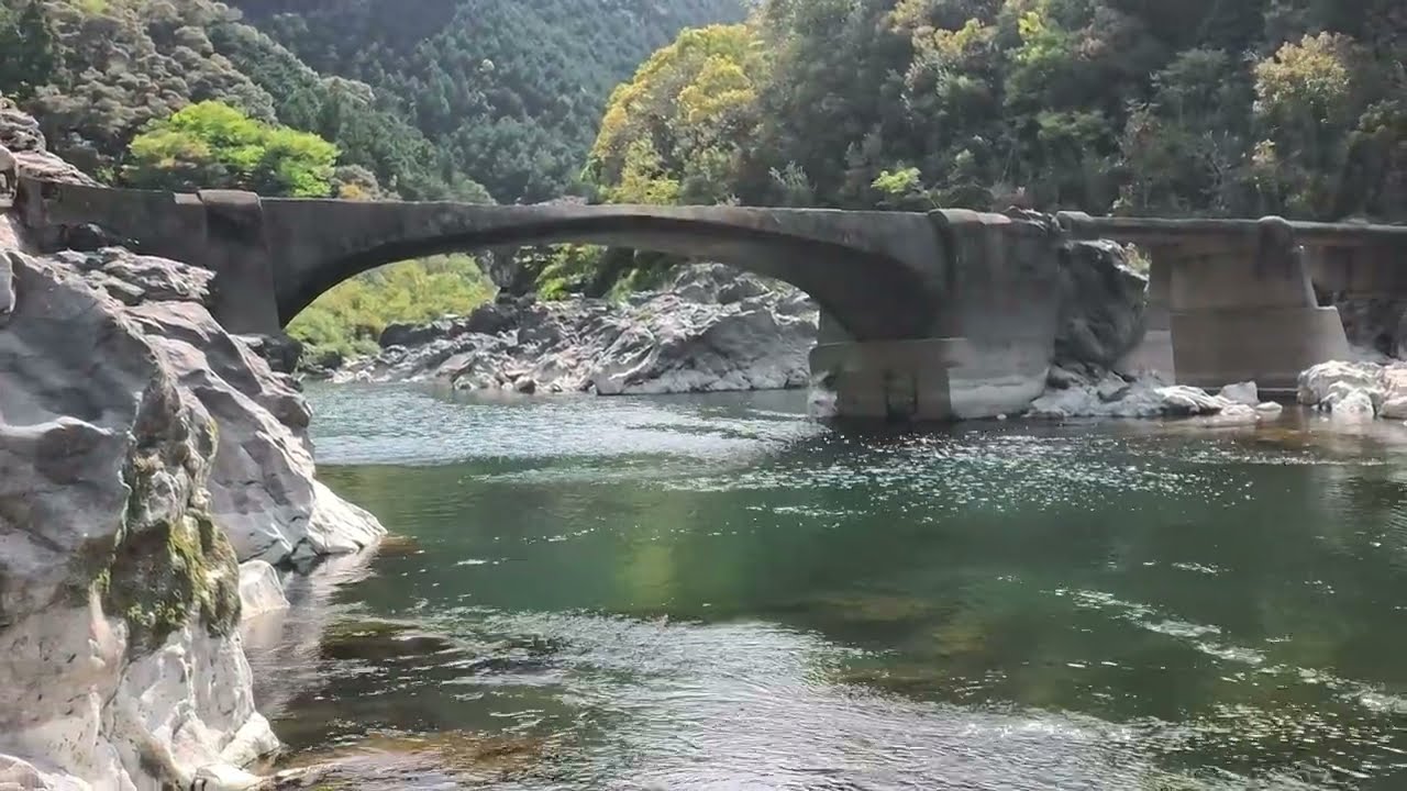 The oldest submerged bridge in Kochi Prefecture (1933).心落ち着く❤️高知で最も古い沈下橋,昭和10年.#crf250rally 