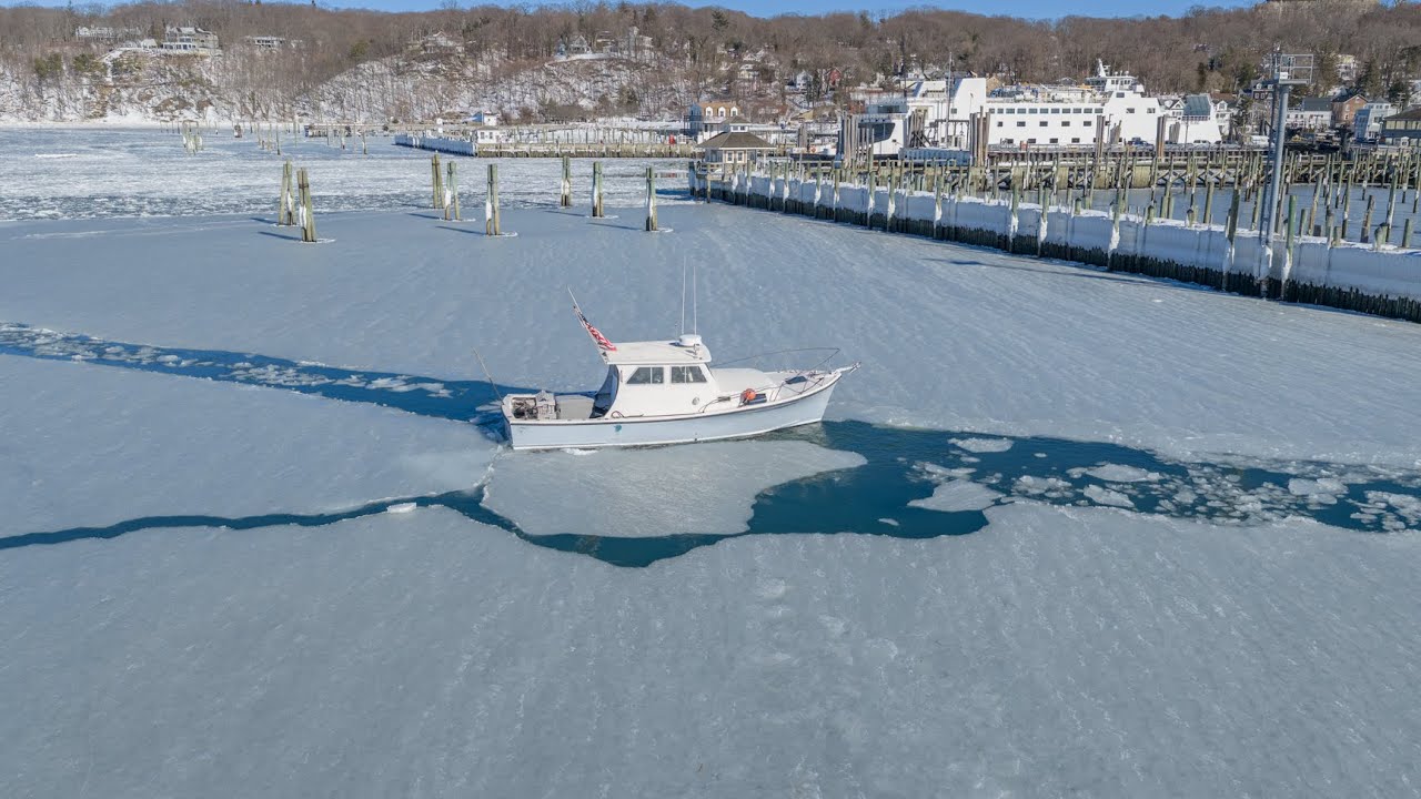 Ice Breaking in Port Jefferson Harbor 2-13-2026