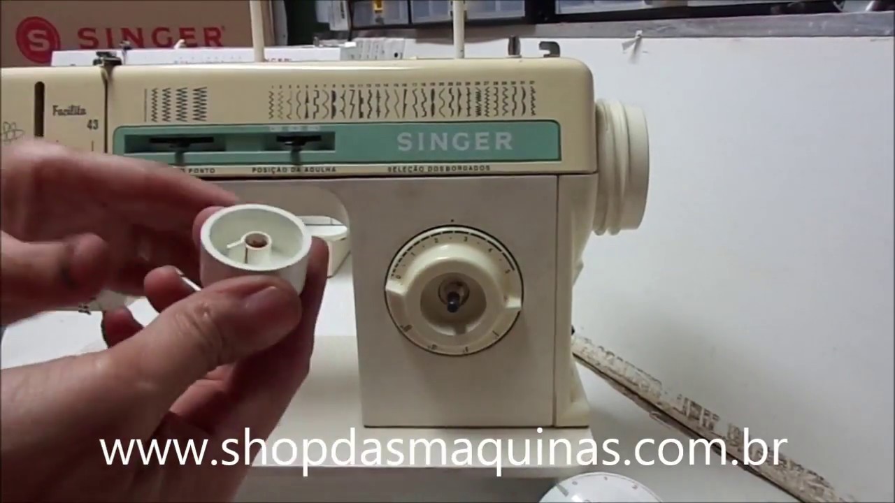 Como regular trocar o regulador do comprimento do ponto e caseador da maquina de costura Singer
