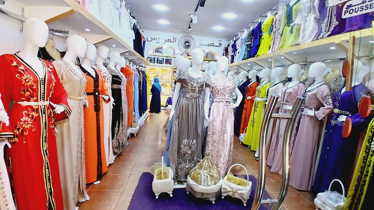 جمعة مباركة جبة لكم جولة جديدة في بوتيك قصر العروس تشكيلة من الملابس للكراء والبيع حي 119 تيسمسيلت
