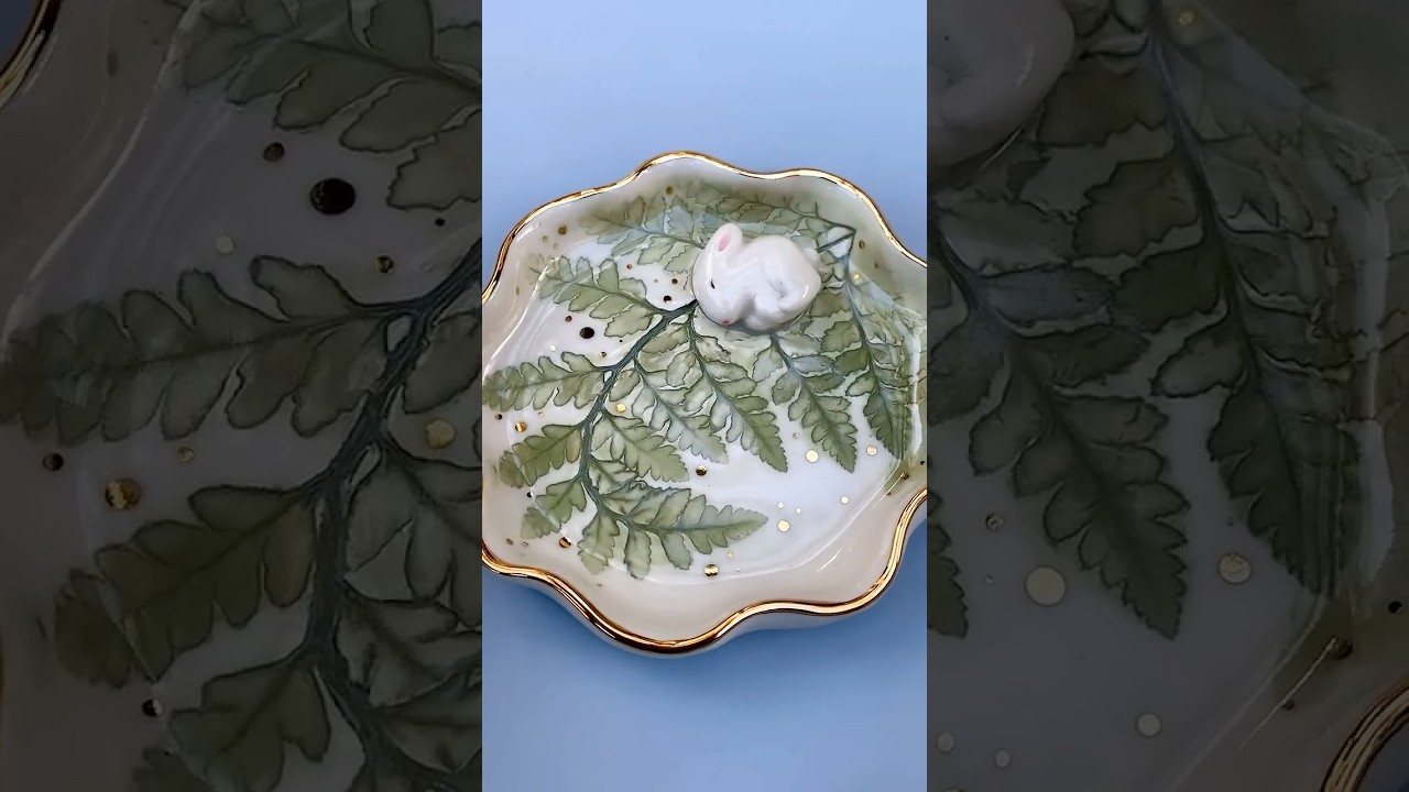 #satisfying #pottery art process of how I roll a leaf in clay to make a ceramic dish and cute bunny