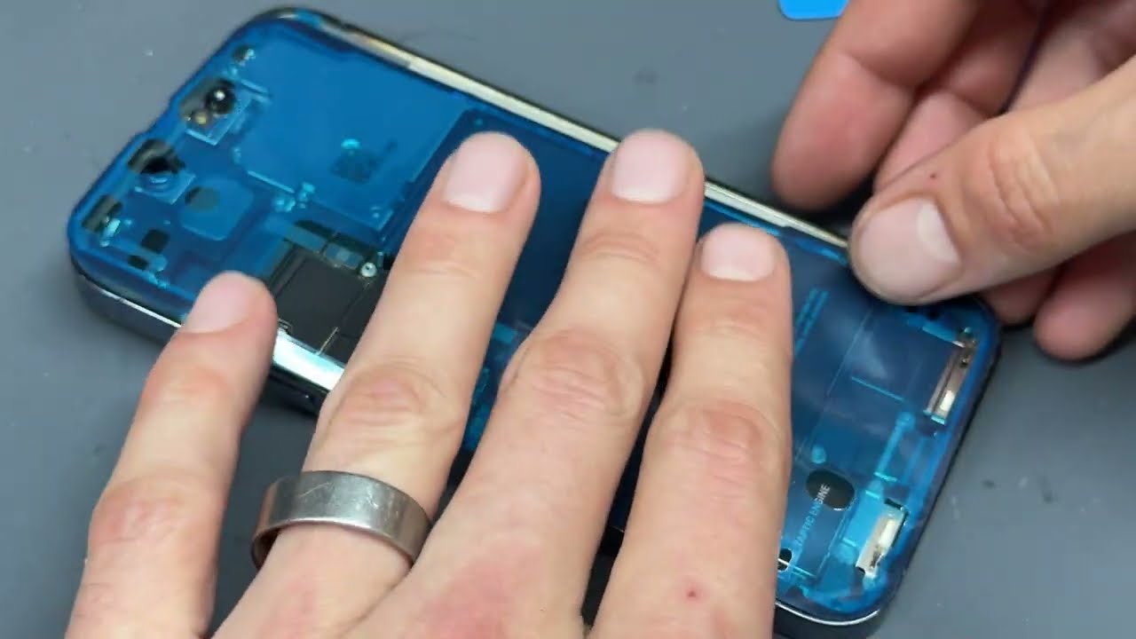 Руководство по замене экрана iPhone 13 Pro &mdash; как заменить сломанный экран менее чем за 10 минут!