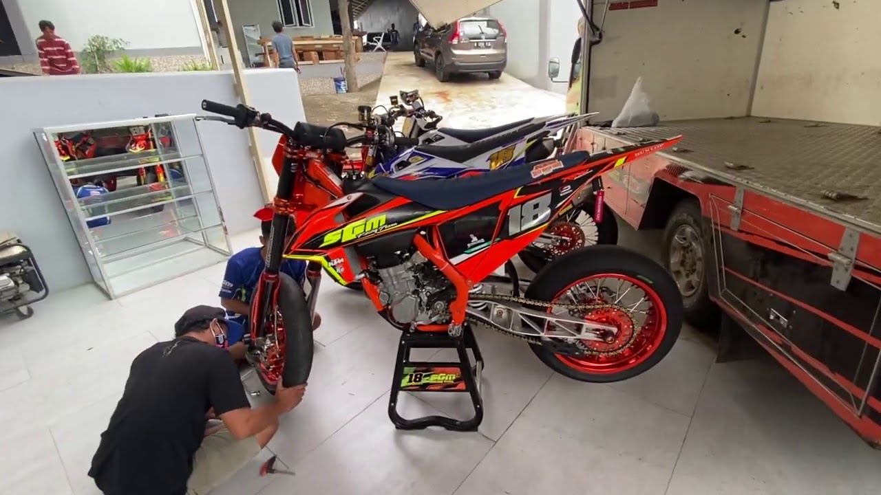 My garage SGM Racing Team Bandung