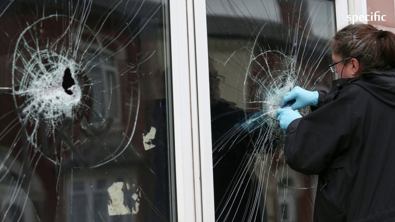 Arrests over Birmingham mosque hammer attacks  |  UK news today