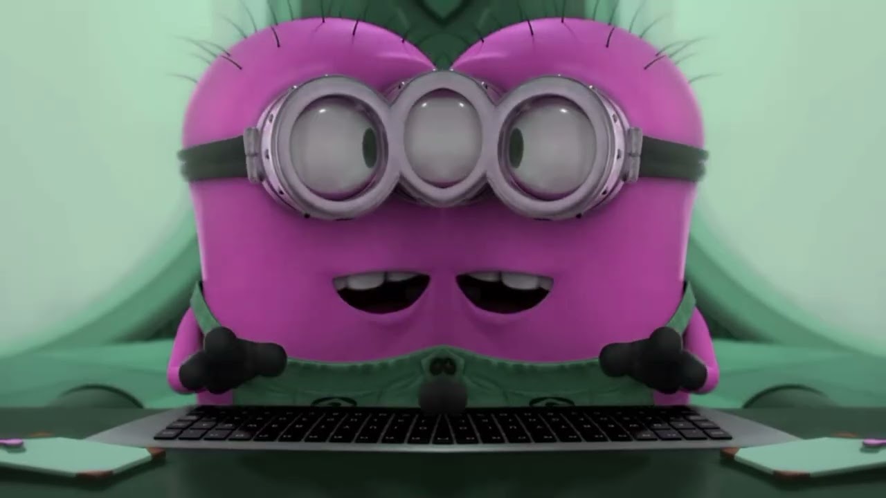 "SPARTA MODE ACTIVATED" CRAZY Minion face!