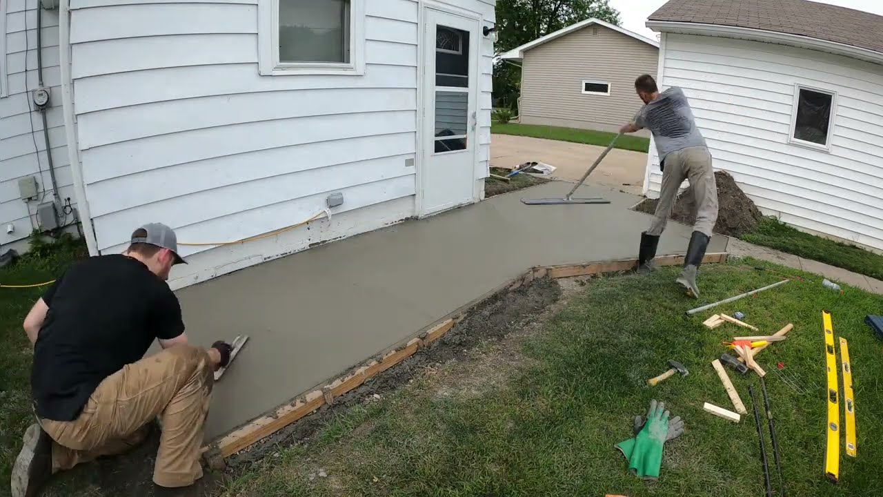 Pouring 125 sq. ft sidewalk w/ Brush Finish