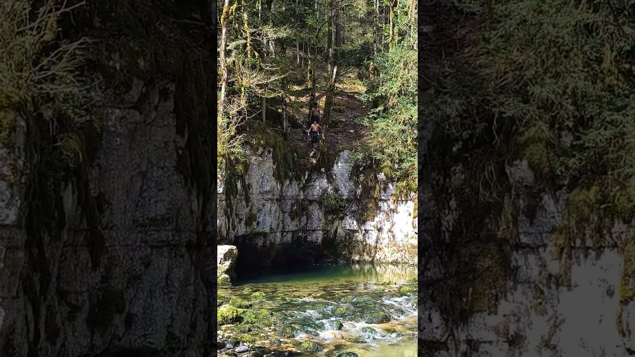 Jump into river ! #jump #jumping #jumpriver