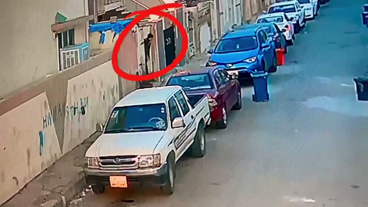 #مليون عملية السرقة في اربيل   اليوم أمس سرقو دراجة نارية  الجاري تم رصد  بالكاميرات الخاصه بامنزلي