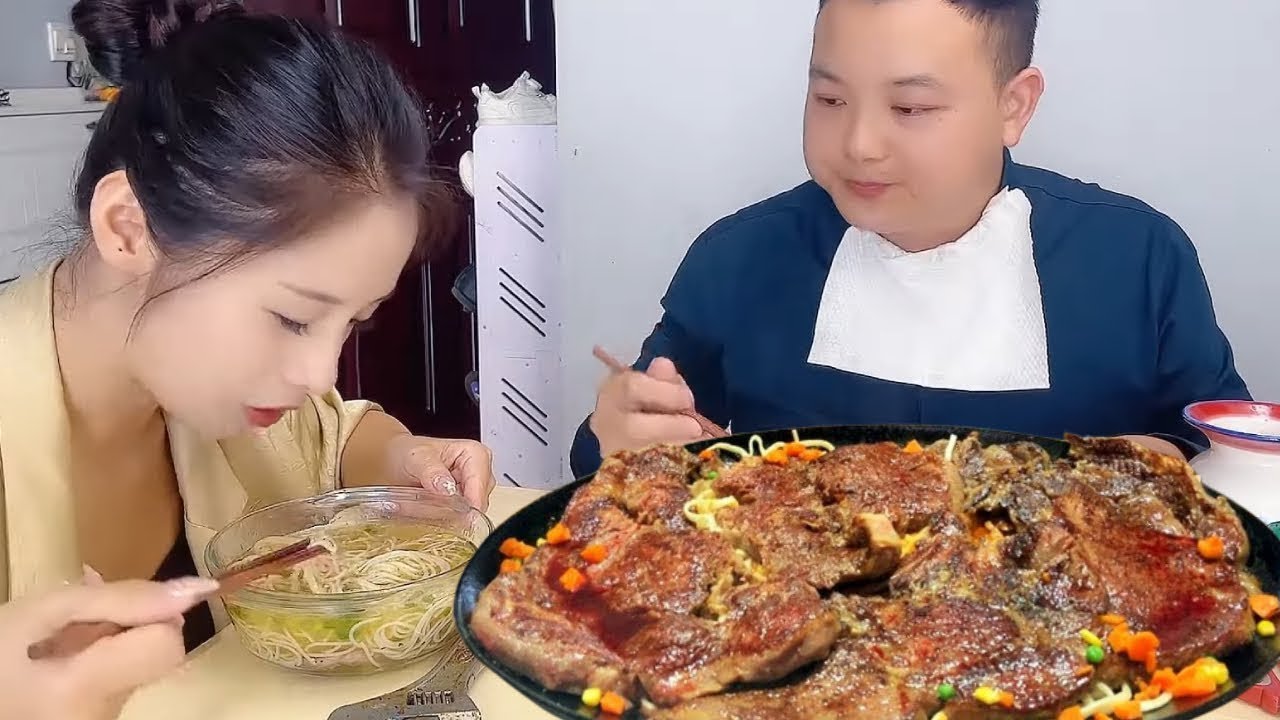 My fat husband wanted to eat a steak with a sense of ritual  but I successfully stopped him