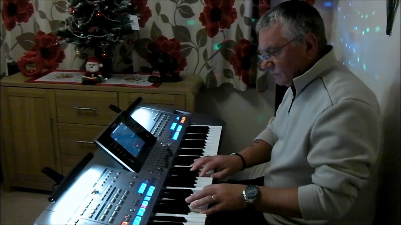 CHRISTMAS MEDLEY/Tyros 5
