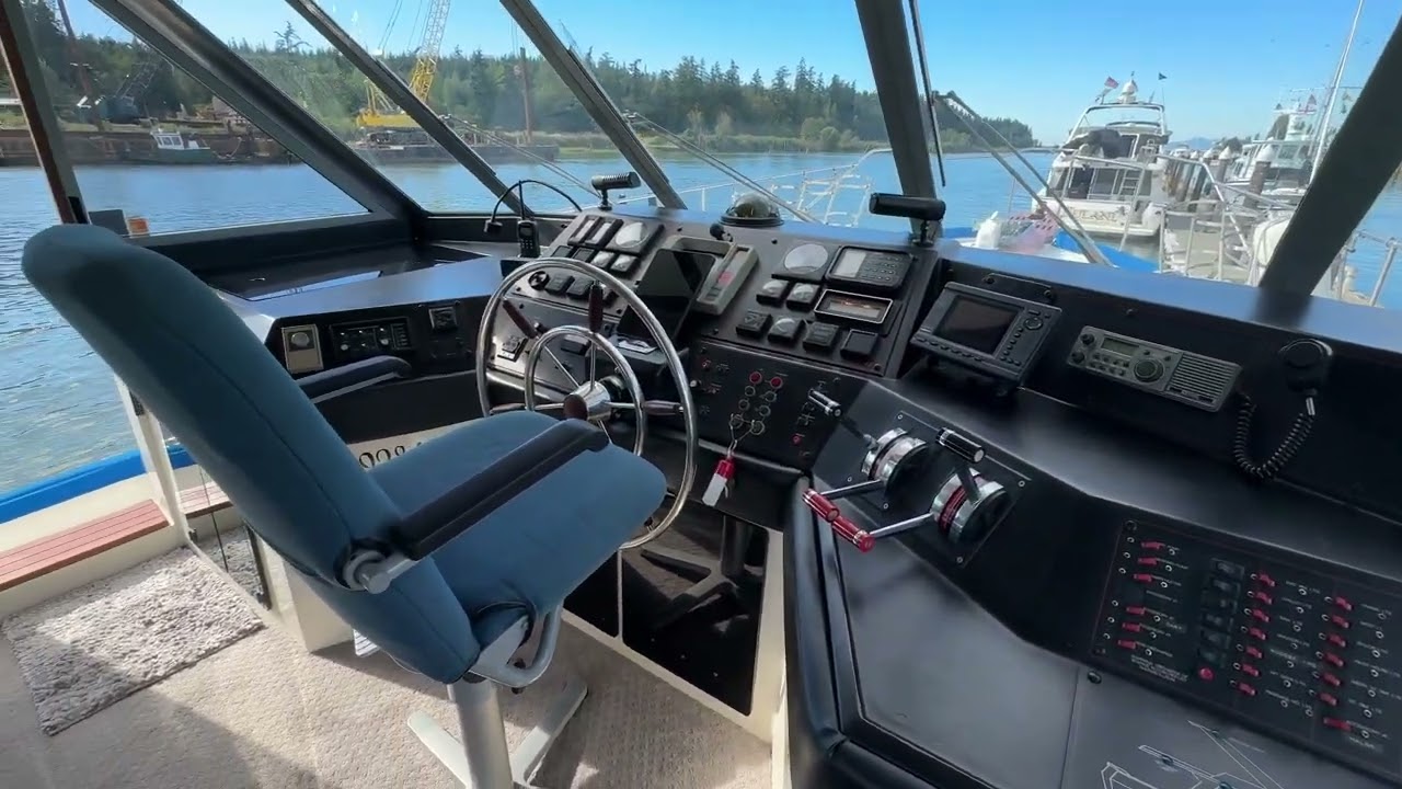 1988 Bayliner 4588