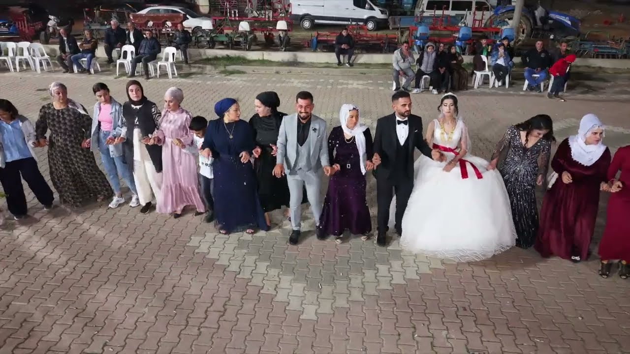 35MazluM47 Azat u Çimen düğünü karışık