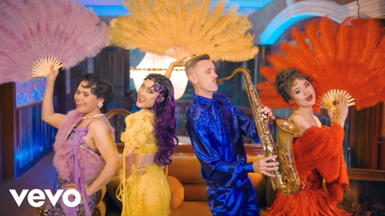Nikki Nikki - Timeless Jazz Mash-Up ft. Euan Gray, Sinora Roath, Thiida