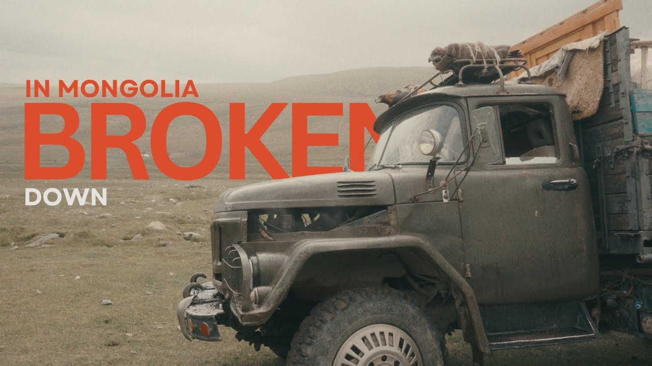 This Is How Nomadic Families Relocate in Mongolia