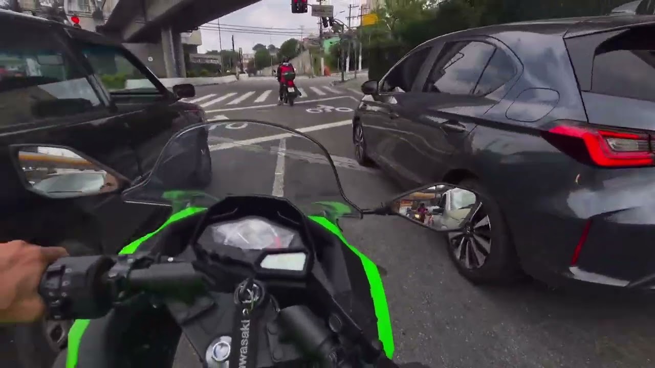 Motovlog - Role de domingo tranquilo / centro até zona sul de São paulo l