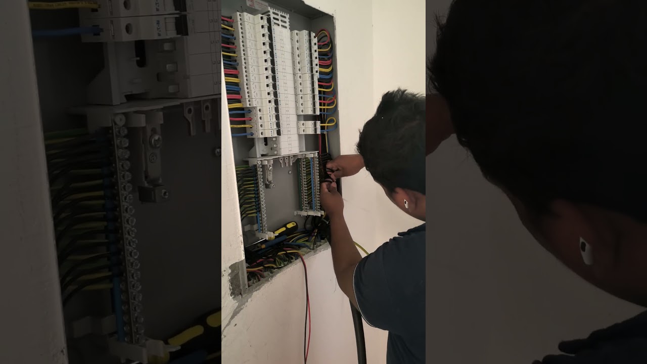 DB dressing 👷👷👷 Working in qatar💡💡⚡🏠