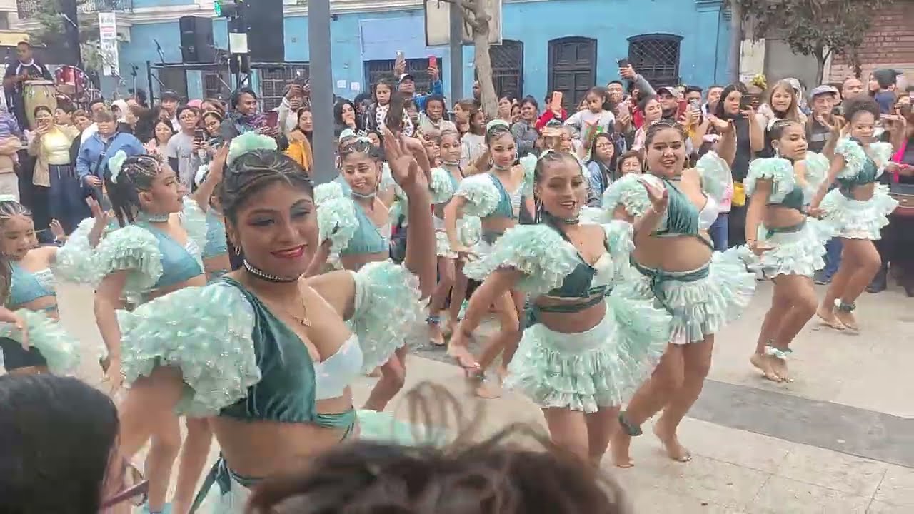 Raíces Negras de Pisco _ 