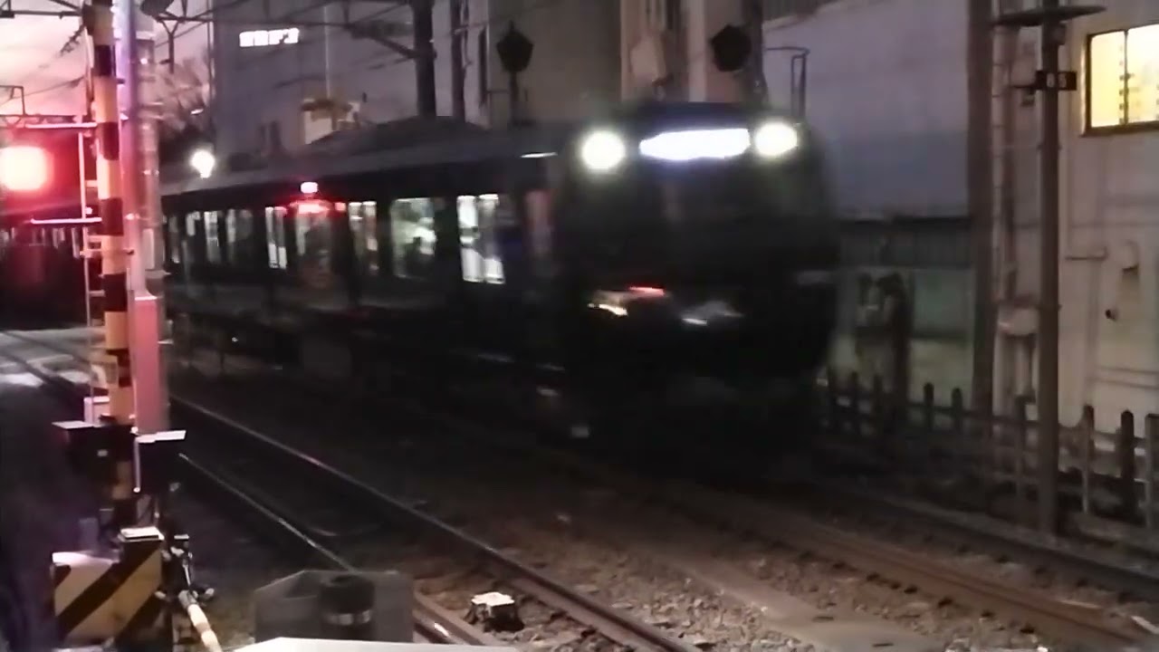 相鉄10000系10703編成快速横浜行