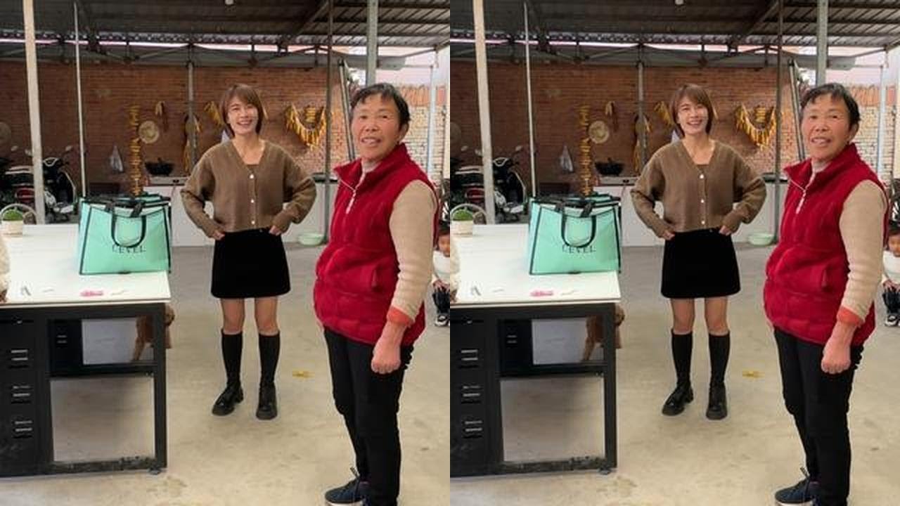 儿媳进城买衣服，得到婆婆大力支持，试穿几套婆婆都夸好看#婆媳