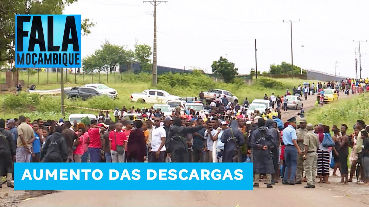 Transbordo do Rio Umbeluzi em Maputo corta comunicação entre Boane, Namaacha e Matola-Rio