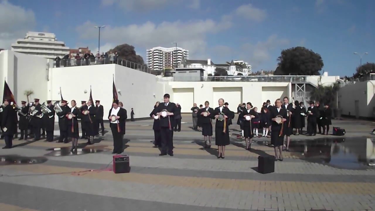 Boscombe timbrels - Keep me Praising!