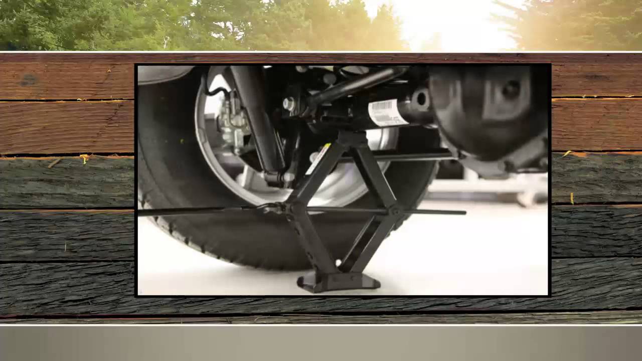 2014 Jeep Wrangler | Jacking and Tire Change