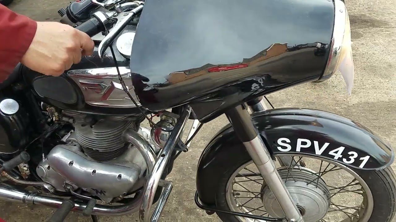 1963 Matchless G12 650cc at Andy Tiernans #09194ZMCH oil tap fitted !