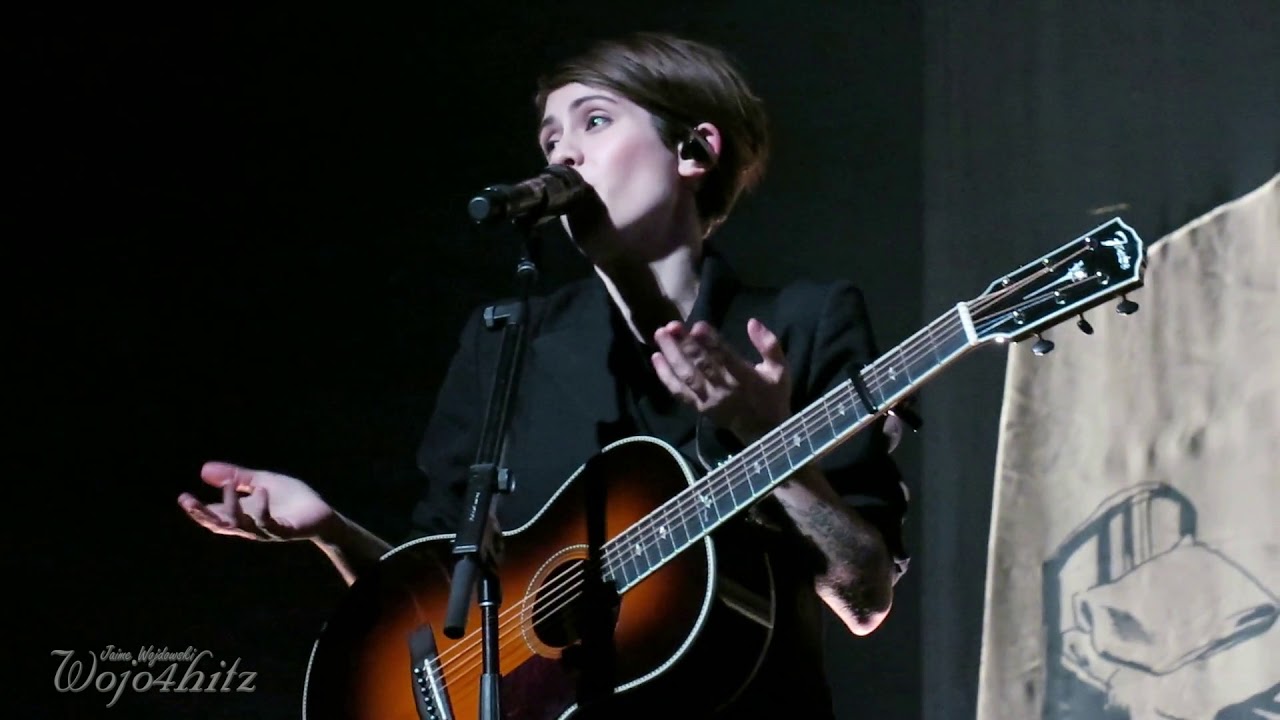 10/22 Tegan & Sara - Tegan's Bathing Suit Trauma + 19 @ Kings Theatre, Brooklyn, NY 11/08/17