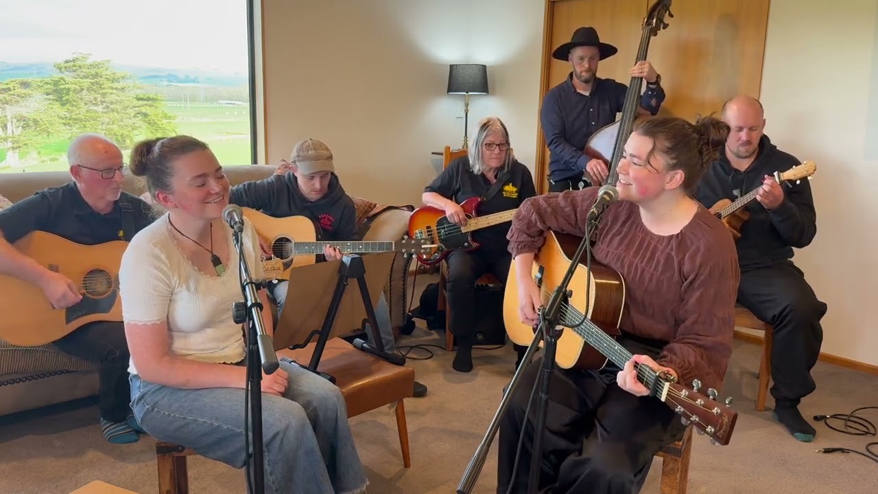 Find a River - The Mitchell Twins w. The Harmonic Resonators