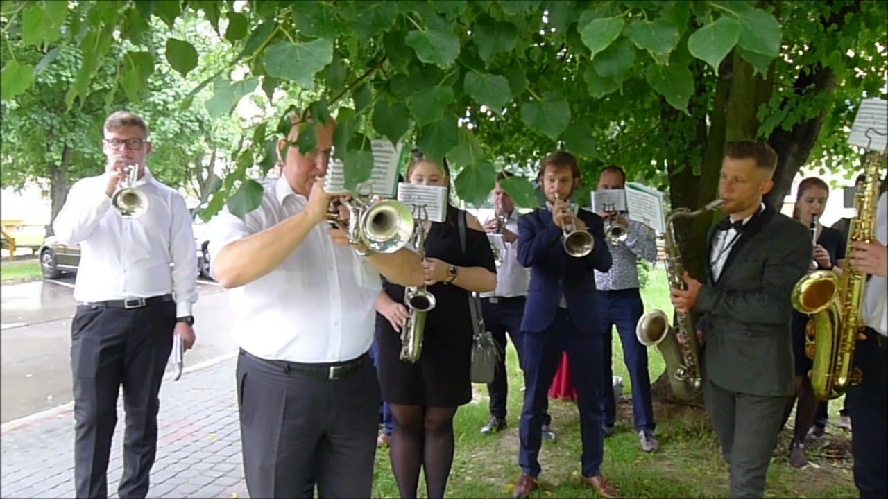 Orkiestra Dęta Leżajsk koncertuje 1 lipca 2021 z cyklu A u nas na Skłodowskiej