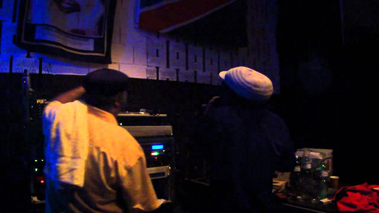 SIP A CUP EARL 16. MATIC HORNS & GUSSIE P. @ DUBSCHOOL SWITZERLAND