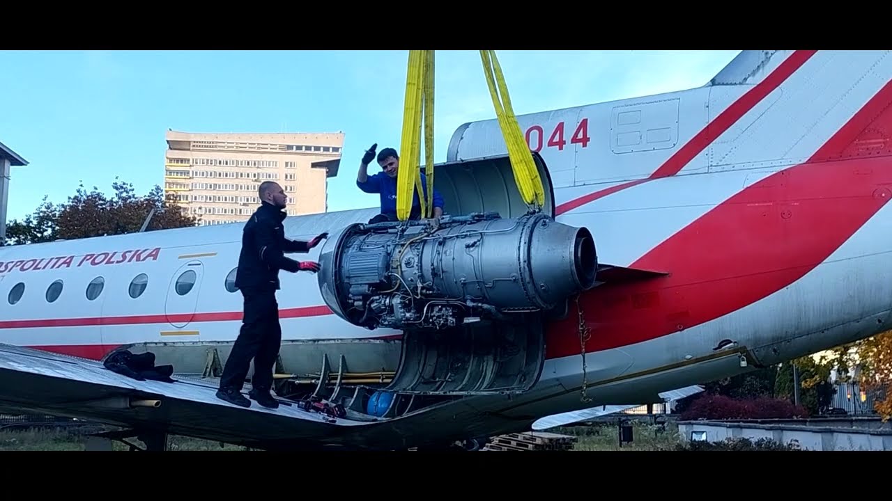 Jak rozebrać samolot? Demontaż rządowego Jak-40 i AN-26 - Dismantling the Soviet planes TRAILER