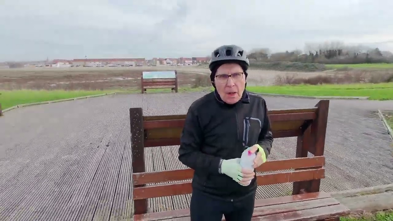 DJI NEO entre Calais et Grand Fort Philippe par La Vélomaritime - EuroVelo 4