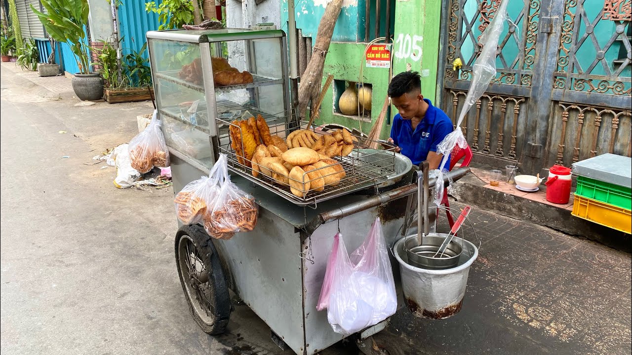 Vietnamese Street food | The boy make Beignet, Vietnamese version