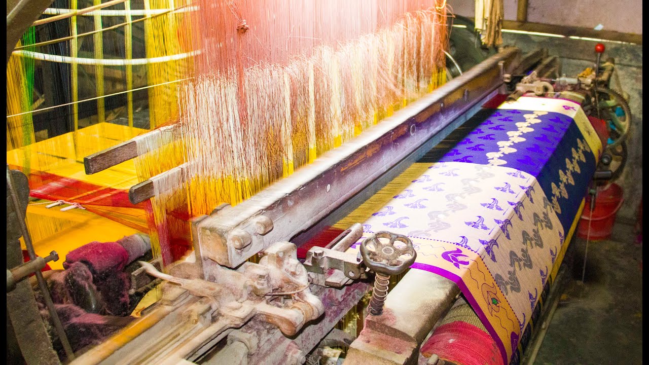 Beautiful Jacquard Weaving in a Power Loom