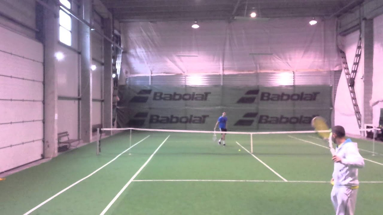 Hristomir Mitsov volleys with Stefan Mitev