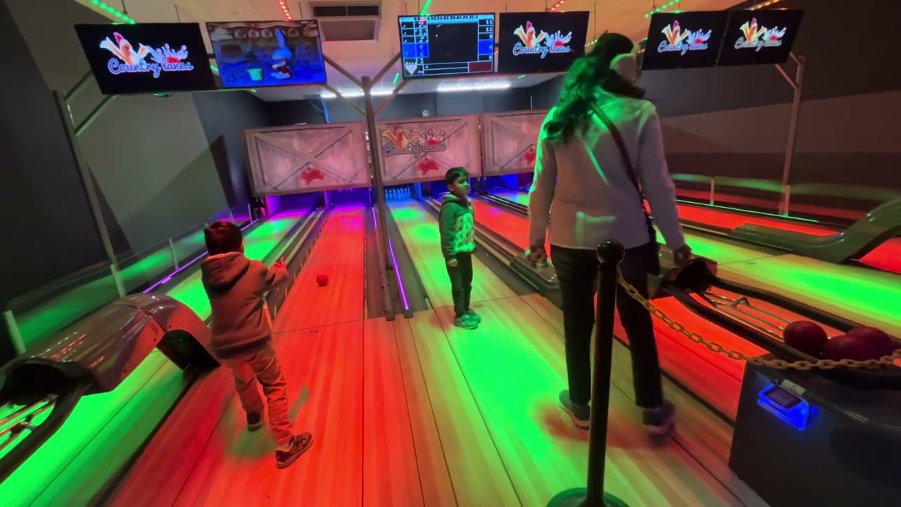 Bowling 🎳 Strikes