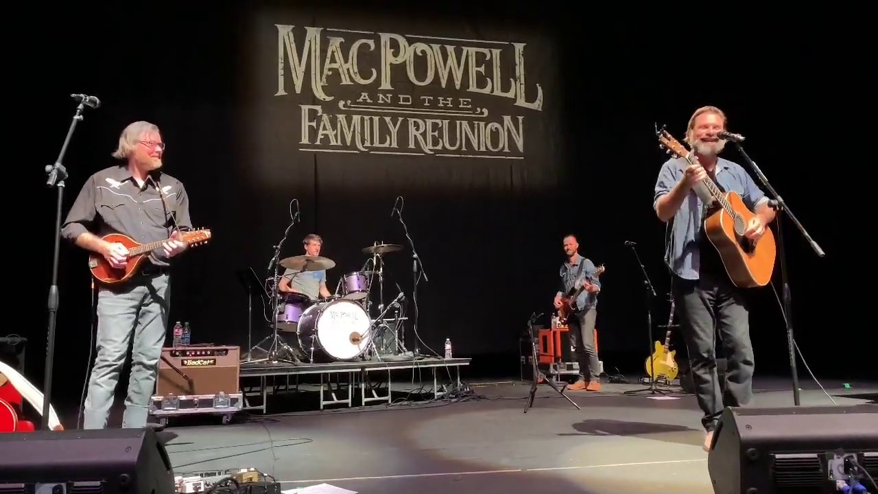 Mac Powell: Gospel Song Medley In the Key of G — Live