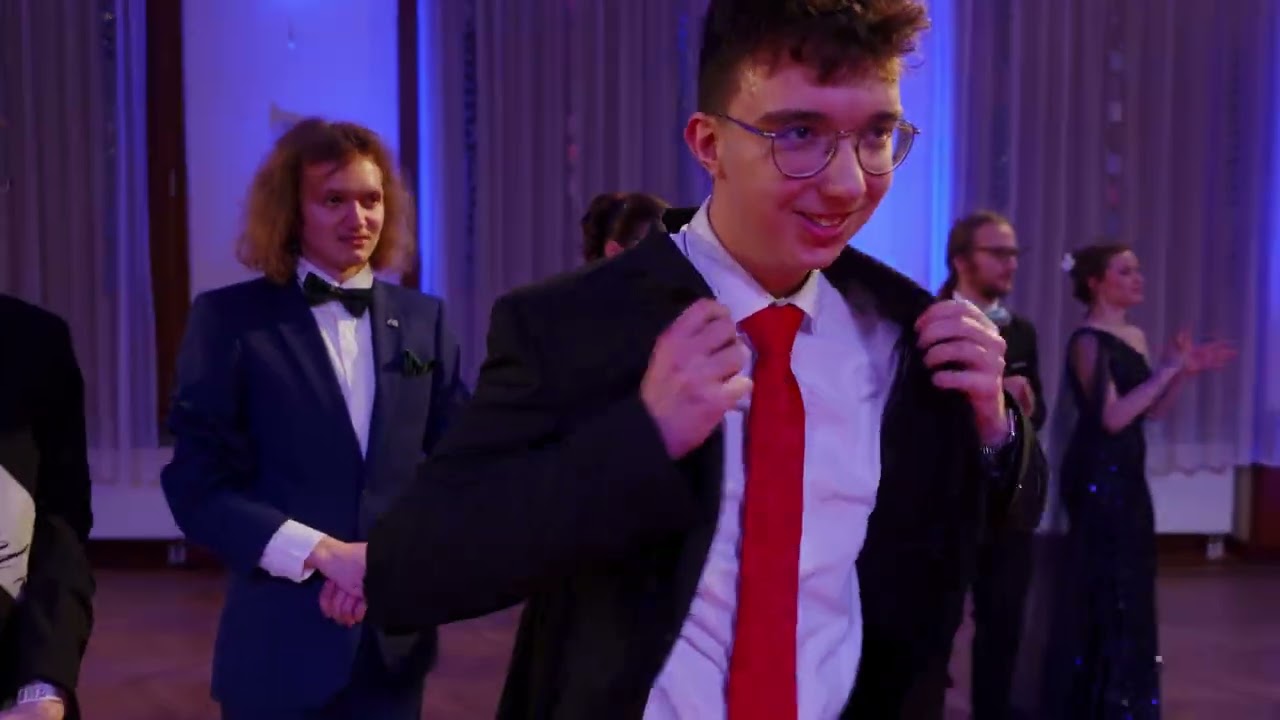 H&M production | ZÁZNAM: Maturitní ples Gymnázium Slaný 4.A 2026 - Šerpování