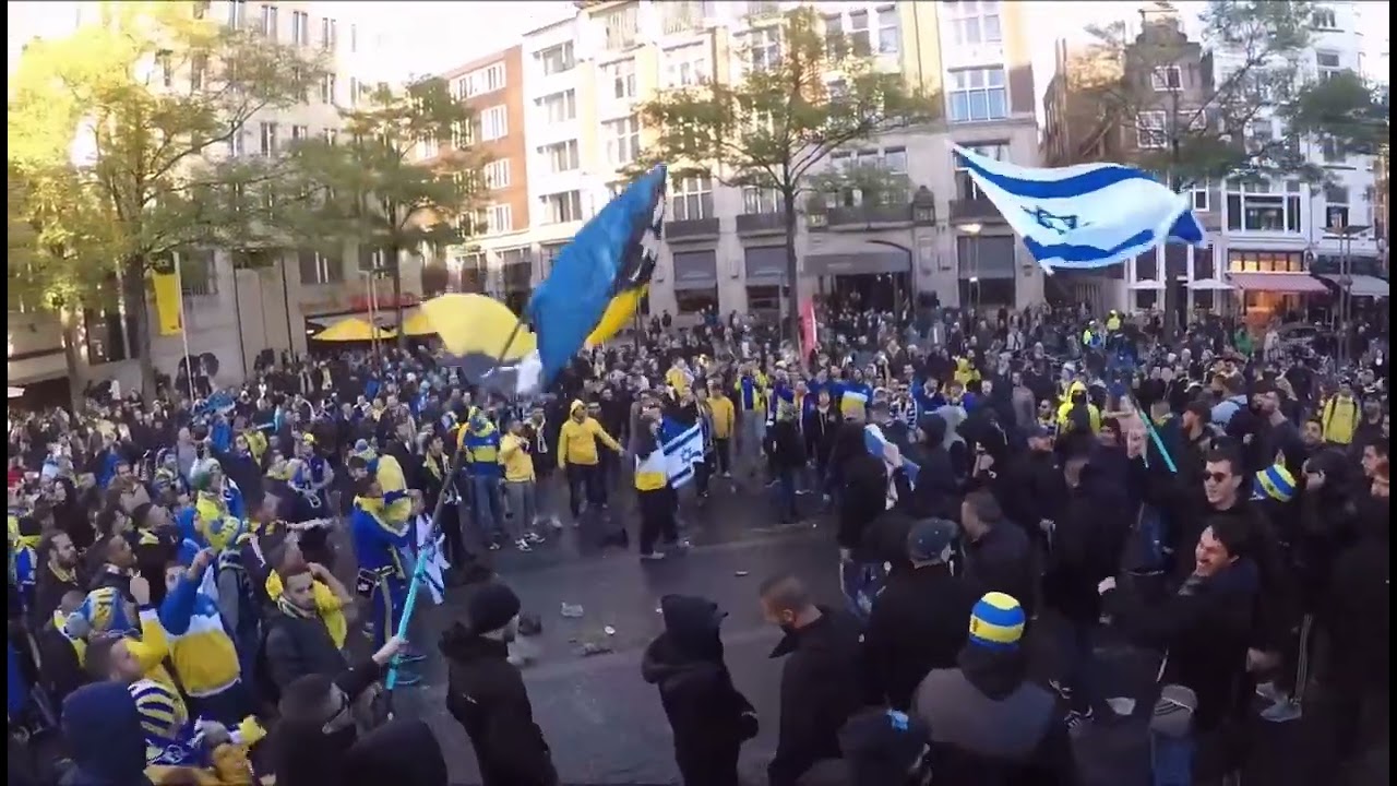 נקח לכם את הבנות שאוהבות להשתולל - צעדה בהולנד