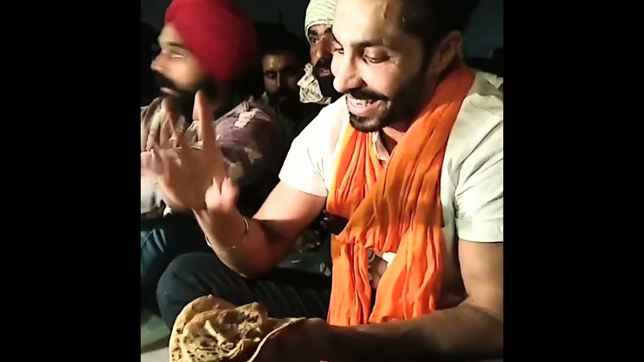 Deep Sidhu Enjoying Langar