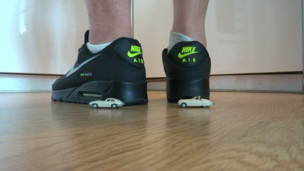 New Nike Air Max 90 stomp, trample and destroy some tiny model toy cars